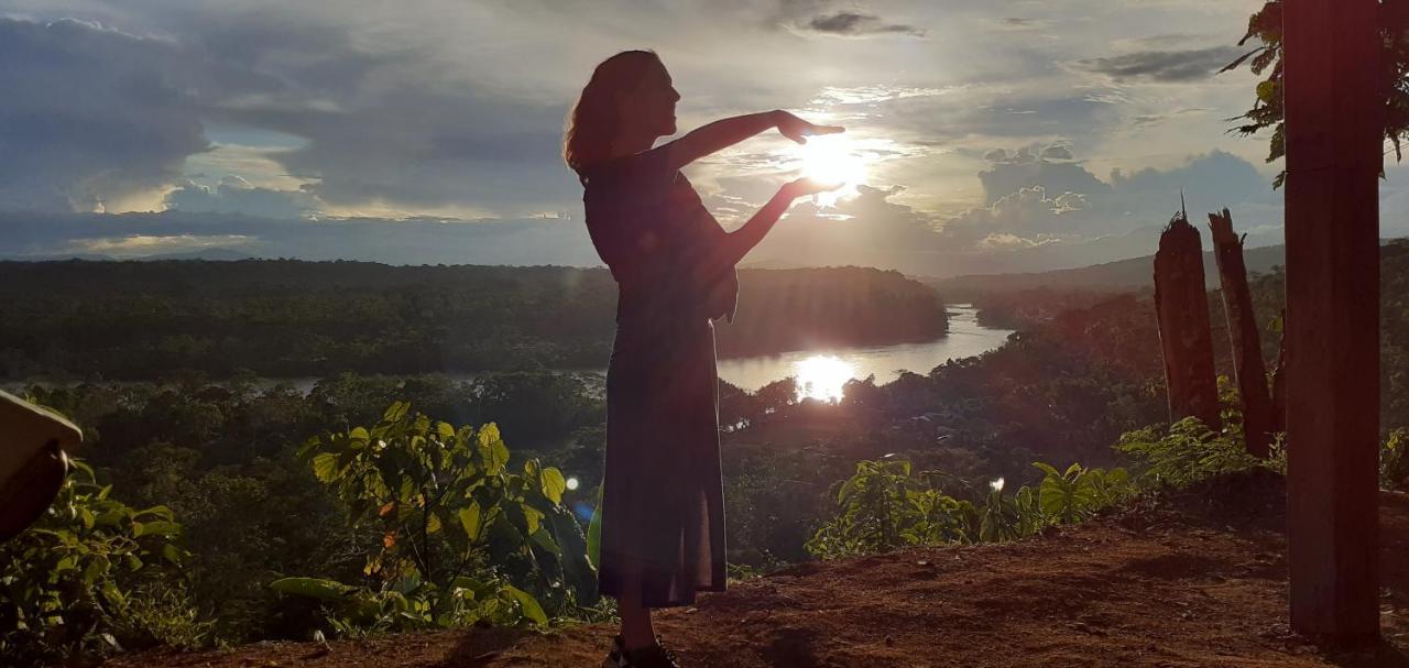 Shipati Lodge Puerto Misahuallí 外观 照片